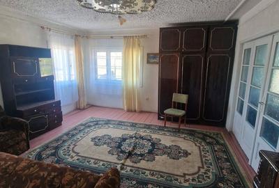 Casă cu 4 camere decomandat cu Teren 1900 Mp în Vama - 2