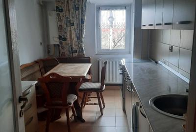 Apartament cu 2 camere decomandat în Central - 2