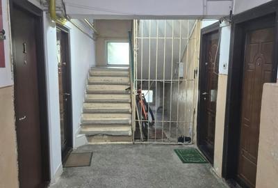 Apartament cu 3 camere semidecomandat în Șagului