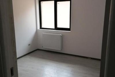 Duplex cu 4 camere cu Canalizare în Alexandriei - 7