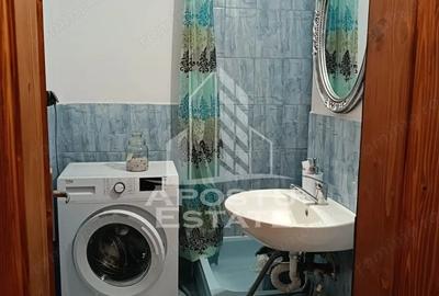 Garsonieră decomandată în Confecții