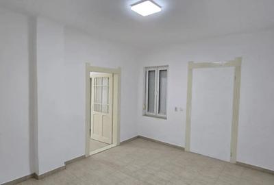Spațiu comercial, de 37 mp, în Dâmbovița - 1