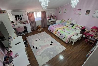 Apartament cu 4 camere decomandat în Central - 4