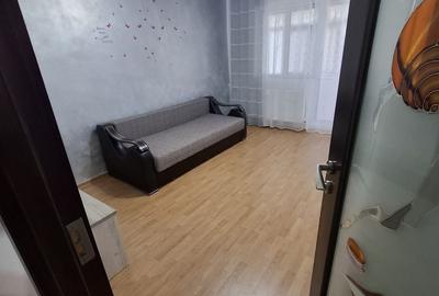 Apartament cu 2 camere decomandat în Micro 14 - 1