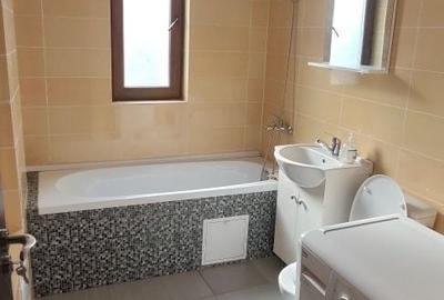 Apartament cu 2 camere decomandat, mobilat în Baza 3 - 3