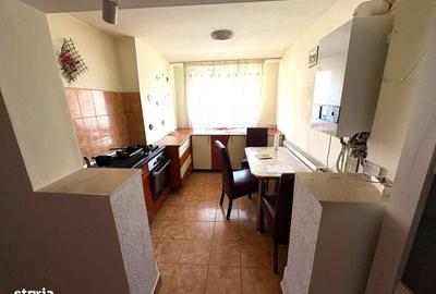 Apartament cu 3 camere decomandat în Nord