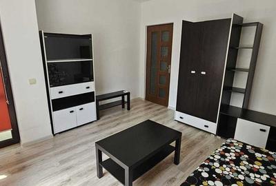 Garsonieră decomandată în Văcăresti - 1