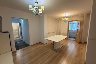 Apartament cu 3 camere decomandat în Crângași