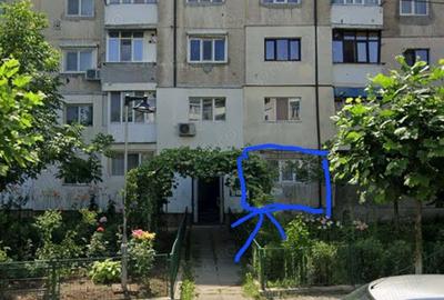 Apartament cu 2 camere decomandat în Rovinari - 5