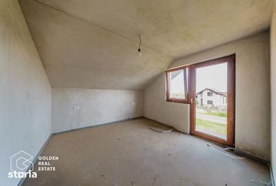 Casă cu 4 camere cu Teren 300 Mp în Fântânele - 1
