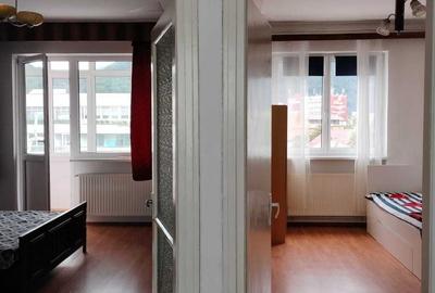Apartament cu 2 camere decomandat în Griviței