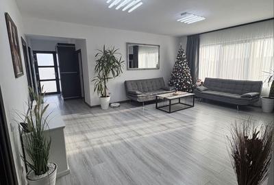 Casă cu 3 camere în Central