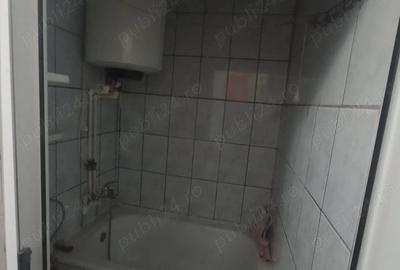 Garsonieră decomandată în Micro 40