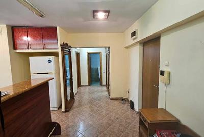 Apartament cu 3 camere decomandat în Bd. Independenței - 2