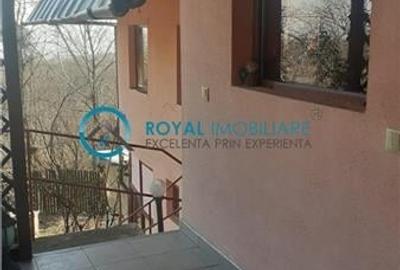 Casă individuală cu 3 camere cu Canalizare în Păcureți - 3