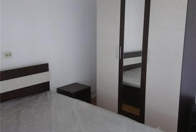 Apartament cu 2 camere decomandat în Orșova - 1