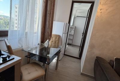 Apartament cu 2 camere semidecomandat în Păcurari - 2