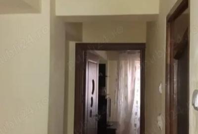 Apartament cu 3 camere decomandat în Central - 2