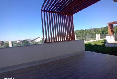 Casă cu 4 camere în Mogoșoaia