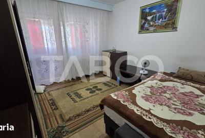 Apartament cu 2 camere decomandat în Ștrand