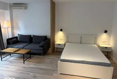 Garsonieră decomandată în Decebal