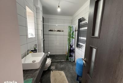 Casă cu 3 camere cu Teren 187 Mp în Brănești
