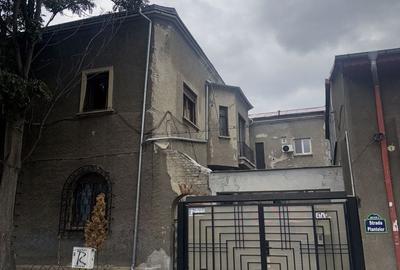 Casă individuală cu 12 camere cu Canalizare în Pache Protopopescu - 21
