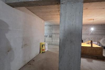 Casă cu 5 camere cu Teren 2867 Mp în Păunești - 7