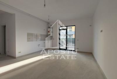 Apartament cu 2 camere semidecomandat în Giroc