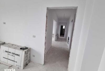 Apartament cu 3 camere decomandat în Central - 2