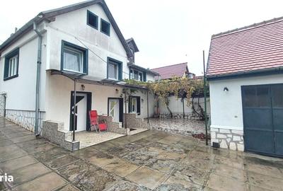 Casă în Piața Cluj