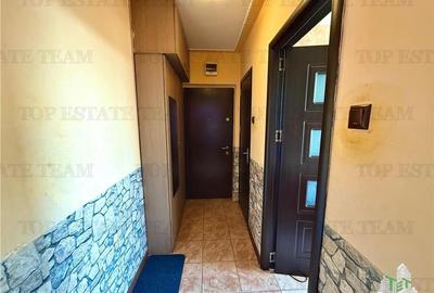 Apartament cu 3 camere semidecomandat în Crângași - 9