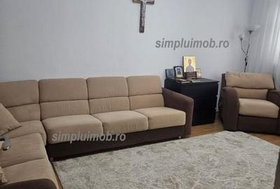 Apartament cu 3 camere decomandat în Central