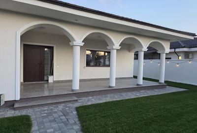 Casă cu 4 camere în Valea Adâncă - 3