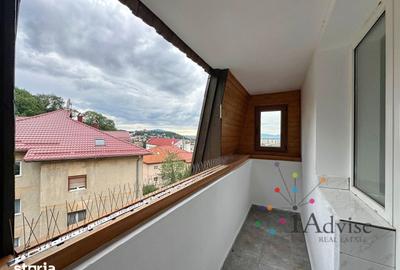 Apartament cu 3 camere decomandat în Centrul Istoric