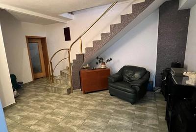 Casă cu 4 camere cu Teren 500 Mp în Bulgaria