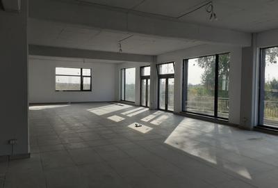 Spațiu comercial, de 1,557 mp, în Cățelu - 3