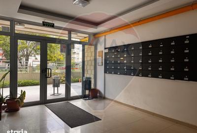Apartament cu 3 camere în Obor