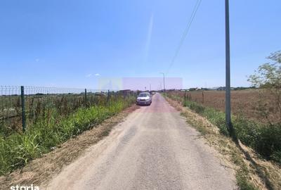 Teren de 582 mp, în Oinacu - 4