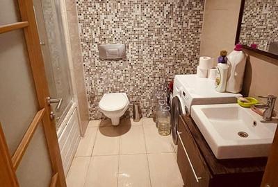 Apartament cu 4 camere decomandat în Ștefăneștii de Jos - 3