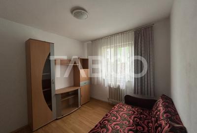 Apartament cu 3 camere semidecomandat, mobilat în Mihai Viteazul - 1