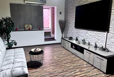 Apartament cu 2 camere decomandat, mobilat în Titan