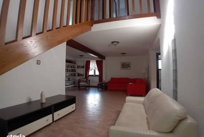 Casă cu 4 camere în Mogoșoaia