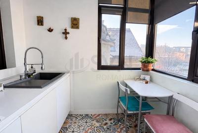 Apartament cu 4 camere semidecomandat, mobilat în Capitale - 7