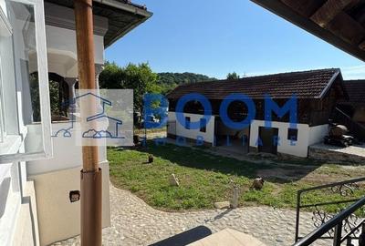 Casă cu 3 camere în Bujoreni