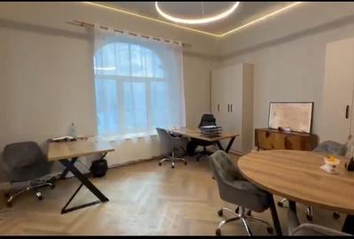 Apartament cu 5 camere decomandat în Peninsula - 2