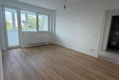 Apartament cu 2 camere decomandat în Baba Novac