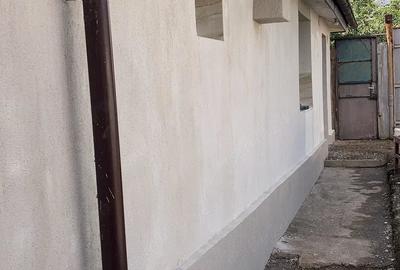 Casă cu 3 camere cu Teren 300 Mp în Tamași