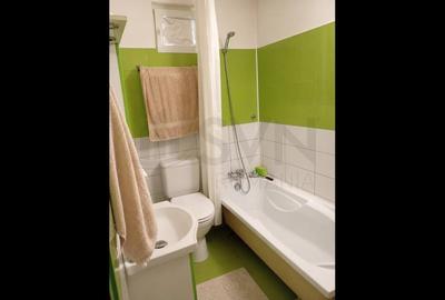 Casă cu 5 camere cu Teren 120 Mp în Colentina