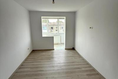 Apartament cu 3 camere decomandat în Șagului